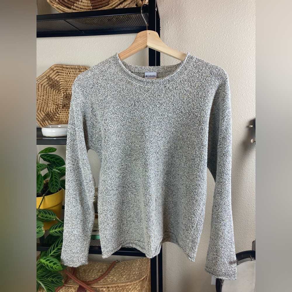 COLUMBIA cotton blend women’s sweater. Size M